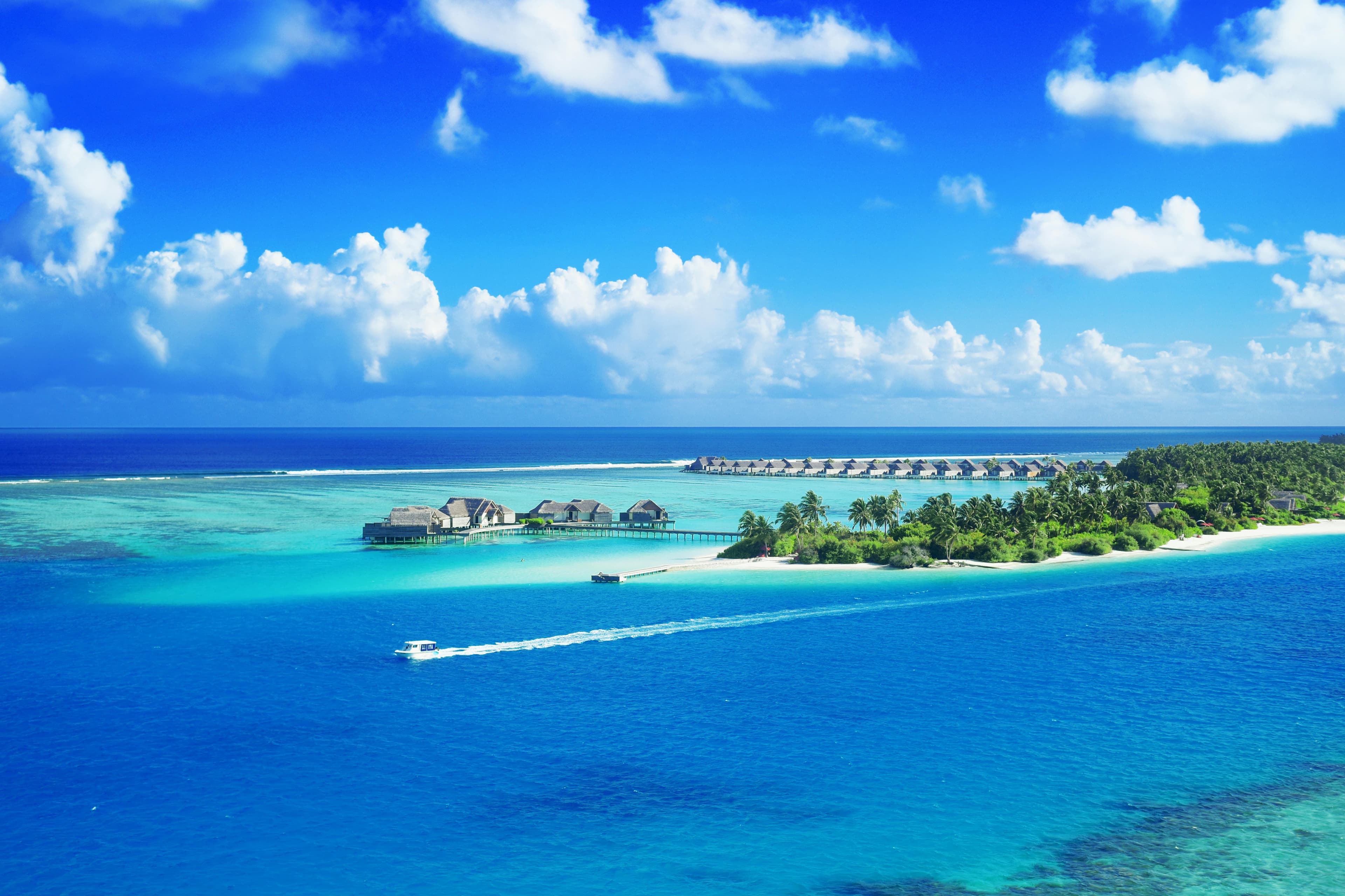 Maldives Water Villas by GlobeGuru Holidays
